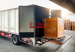 cajas-paquetes-carga-envio-contenedor