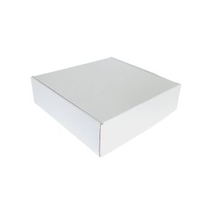 caja blanca cuadrada para presentación